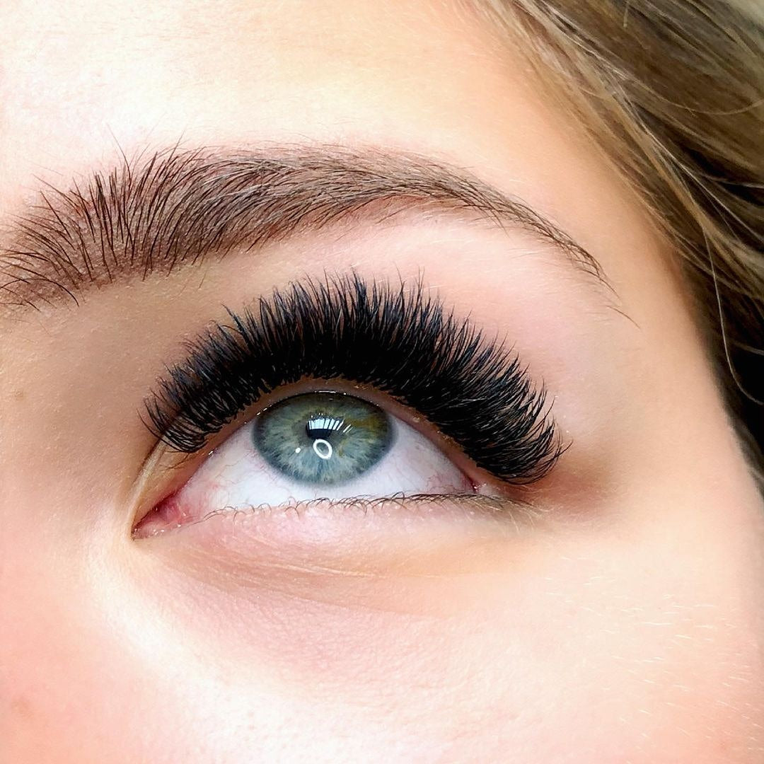 TOWNSVILLE: Cashmere Ellipse Russian Volume Masterclass